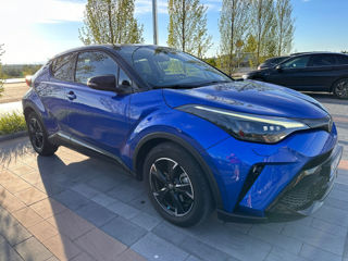 Toyota C-HR foto 1