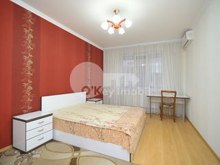 Apartament de 130 mp, 3 camere + living, bloc nou, bd. Negruzzi 105000 € foto 7