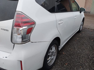 Toyota Prius + foto 4