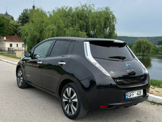 Nissan Leaf foto 2