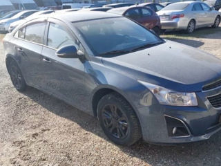 Chevrolet Cruze foto 2