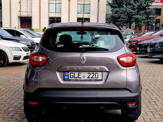 Renault Captur foto 2