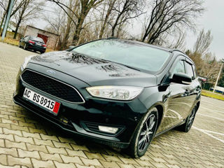 Ford Focus foto 2