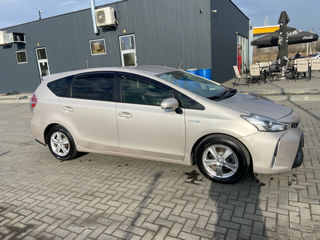 Toyota Prius + foto 2