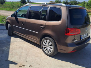 Volkswagen Touran фото 5