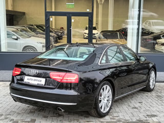 Audi A8 foto 4