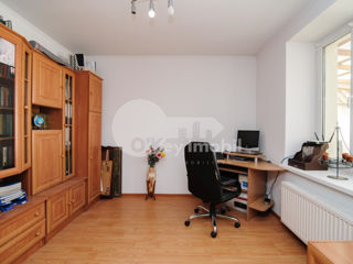 Chirie Oficiu 220m2 Posta veche term lung foto 0