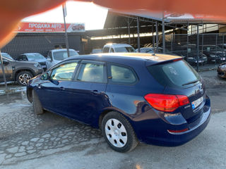 Opel Astra foto 4