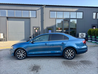 Volkswagen Jetta foto 5