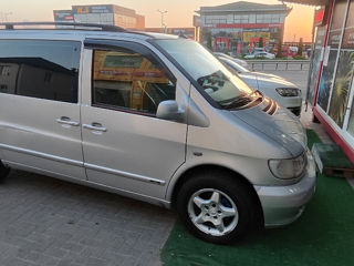 Mercedes V-Class foto 2