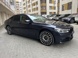 BMW 7 Series foto 4