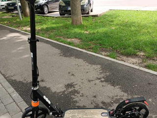 Trotinetă Urban scooter.
