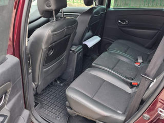 Renault Grand Scenic foto 3