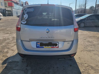 Renault Grand Scenic foto 4