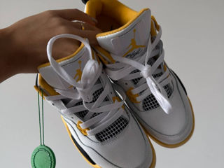 Nike Air Jordan 4 Retro White/Yellow Unisex foto 2