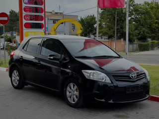 Toyota Auris foto 1