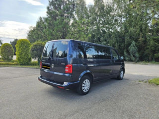 Volkswagen Caravelle foto 4