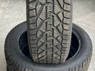 Продам 4 б.у шины 205/50 R17 Tigar Snow Winter ( Michelin Group)