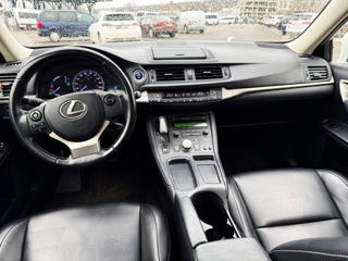 Lexus CT Series foto 10