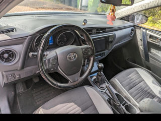 Toyota Auris foto 4