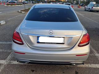 Mercedes E-Class foto 4