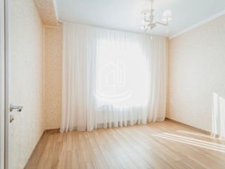 Apartament cu 2 camere, 80 m², Centru, Ialoveni foto 6