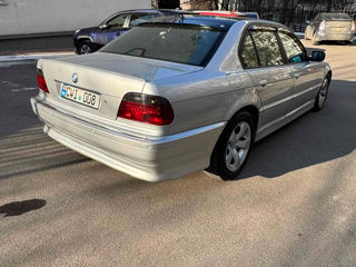 BMW 7 Series фото 4