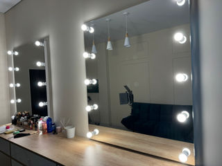 Зеркало Make Up LED. Изготовим любые размеры любые формы любое количество лампочек
