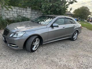 Mercedes E-Class foto 9