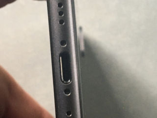 iPhone 8 plus 150€Vând foto 3