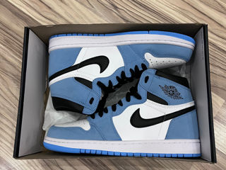 Nike air Jordan 1 university blue