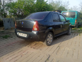 Dacia Logan foto 3