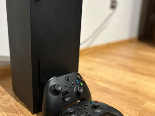 Xbox X Series 1TB + 2 joystickuri