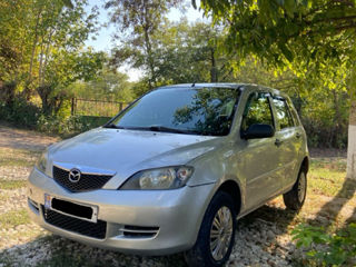 Mazda 2 foto 2