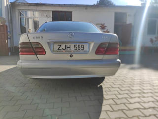 Mercedes E-Class foto 3