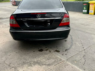 Mercedes E-Class foto 5