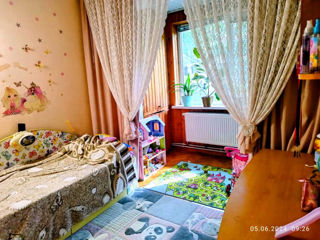 Apartament cu 4 camere, 100 m², Poșta Veche, Chișinău foto 6