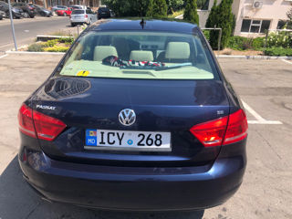 Volkswagen Passat foto 2