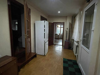 Apartament cu 3 camere, 80 m², Centru, Chișinău foto 2