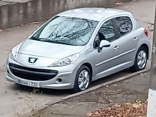 Peugeot 207 foto 10