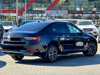 Skoda Superb foto 5