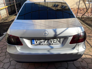 Mercedes E Class foto 3