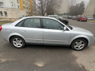 Audi A4 foto 2