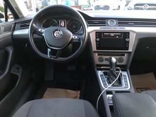 Volkswagen Passat foto 12