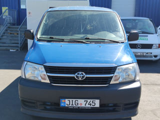 Toyota Hiace foto 5