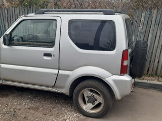 Suzuki Jimny foto 3