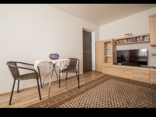 Apartament cu 1 cameră, 42 m², Centru, Chișinău foto 1