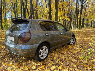 Nissan Almera foto 2