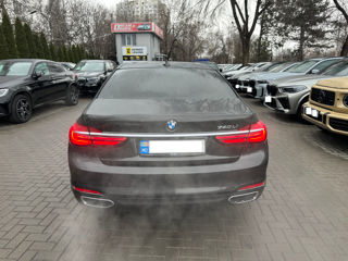 BMW 7 Series foto 5