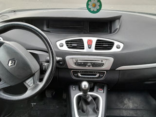 Renault Scenic foto 9